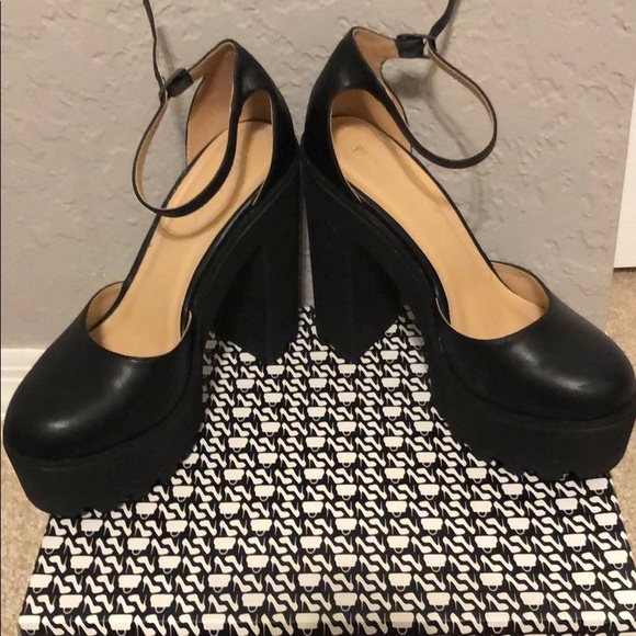 Primadonna Collection - Picture 3 of 8